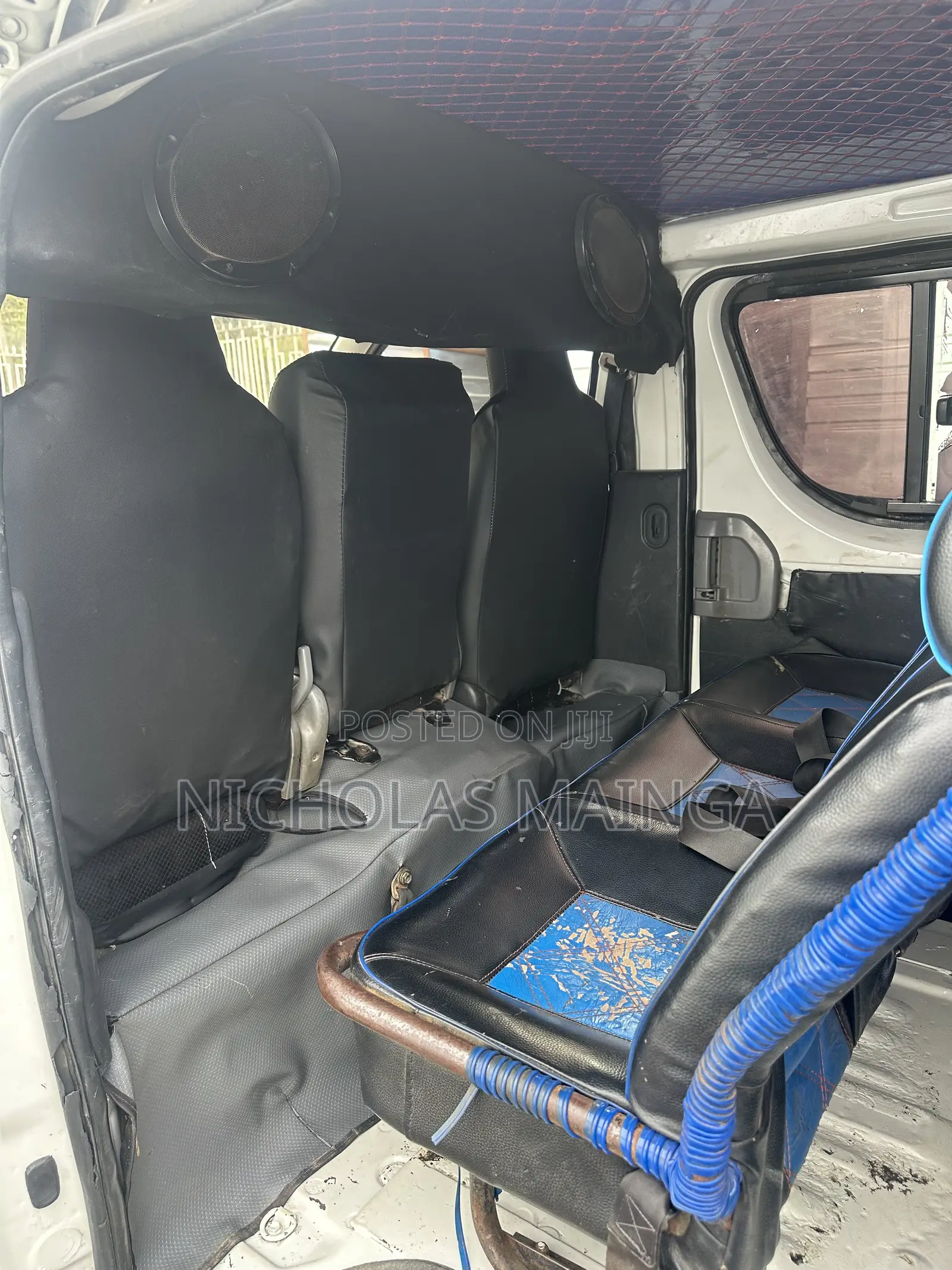 Toyota HiAce 2011 White