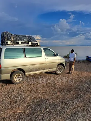 Toyota HiAce 2002 Grey