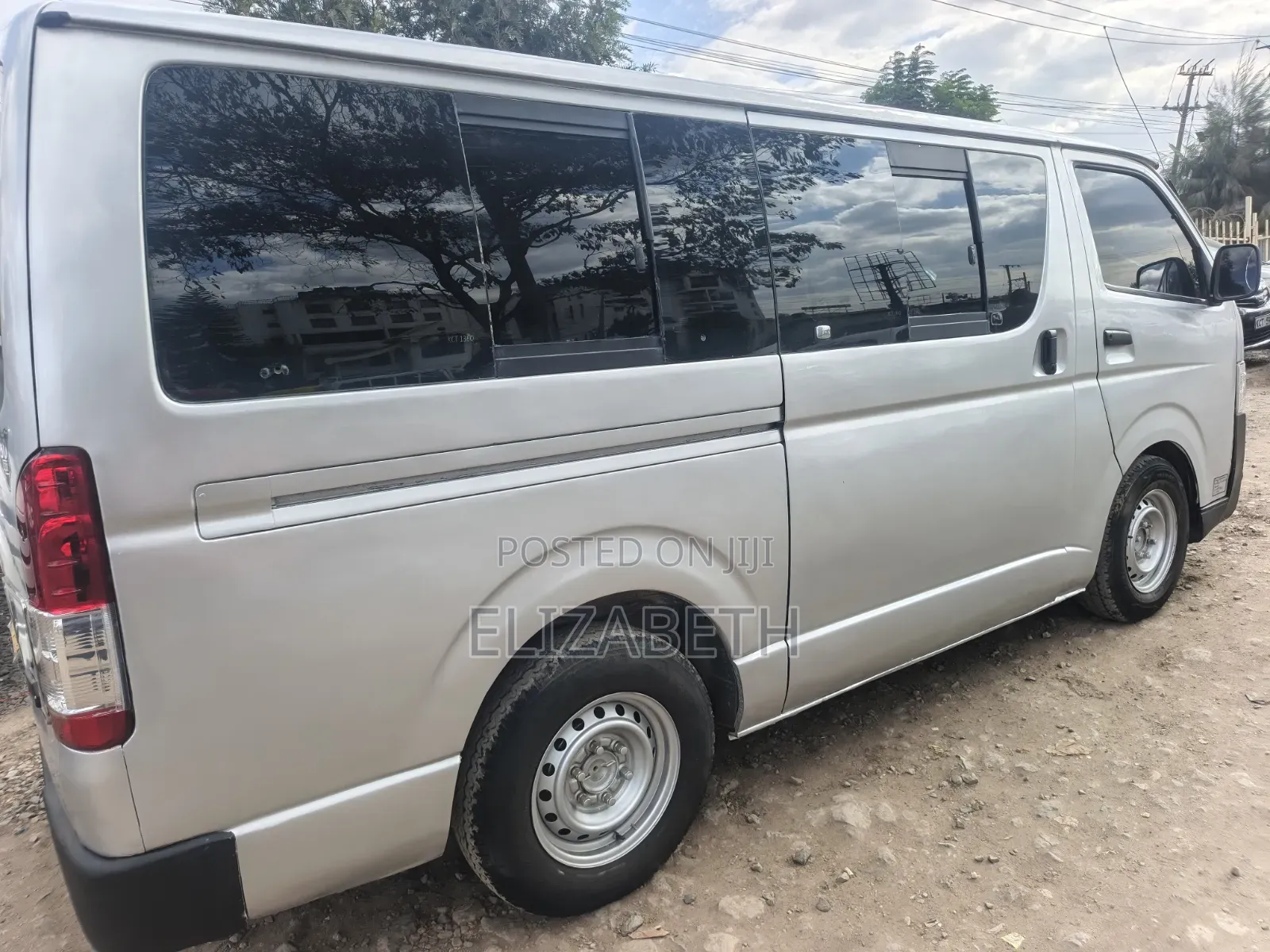 Toyota HiAce 2012 Silver