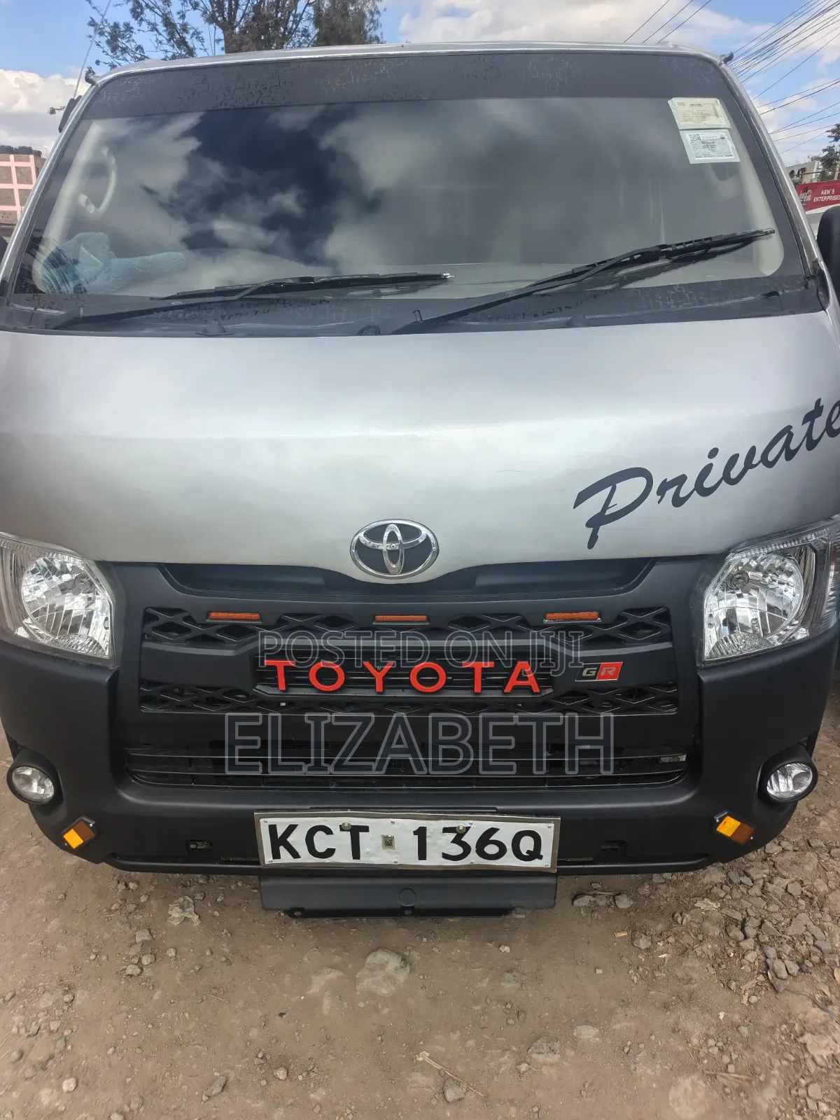 Toyota HiAce 2012 Silver