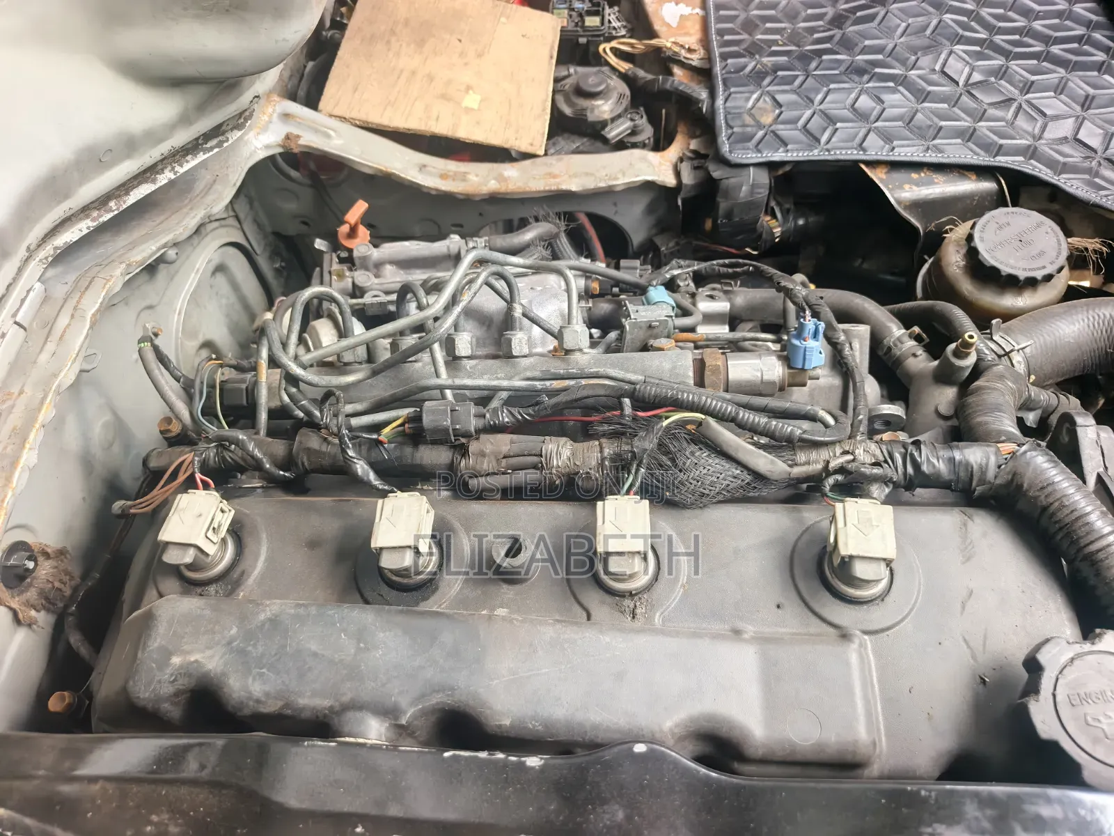 Toyota HiAce 2012 Silver