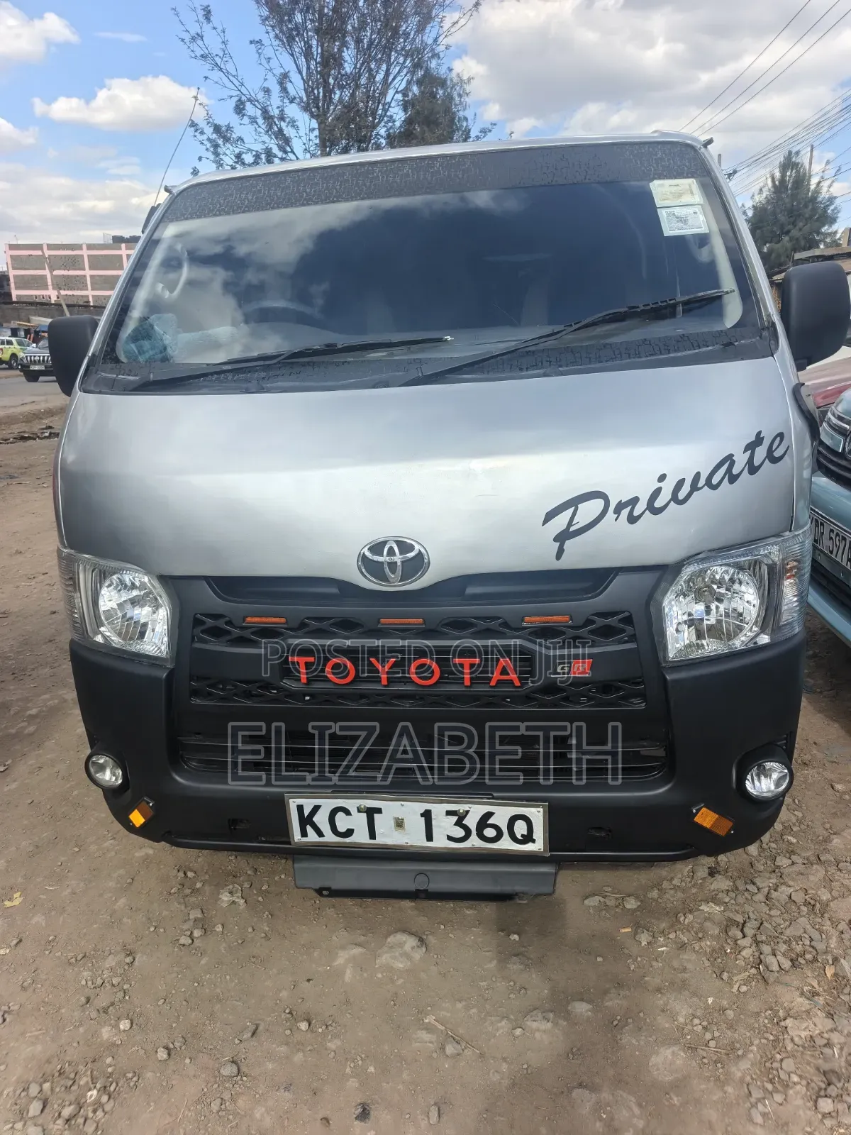 Toyota HiAce 2012 Silver