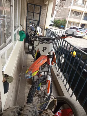 KTM 2019 Orange