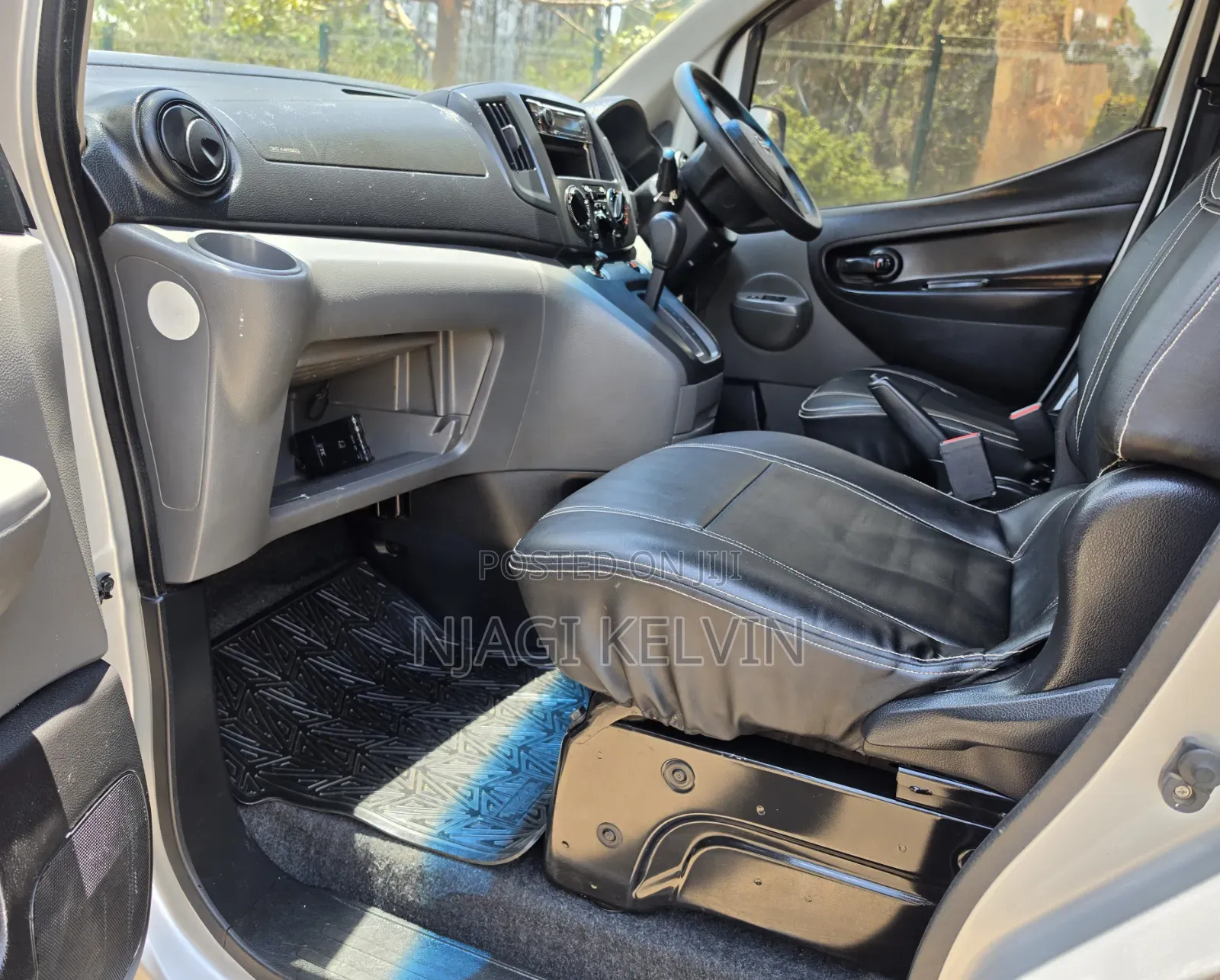 Nissan NV200 2014 Grey