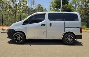 Nissan NV200 2014 Grey