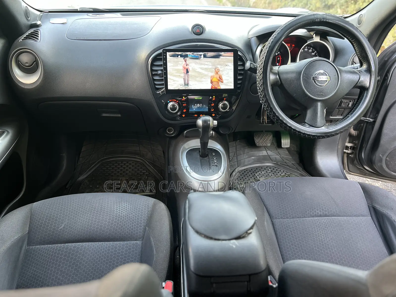 Nissan Juke S 2011 Gray