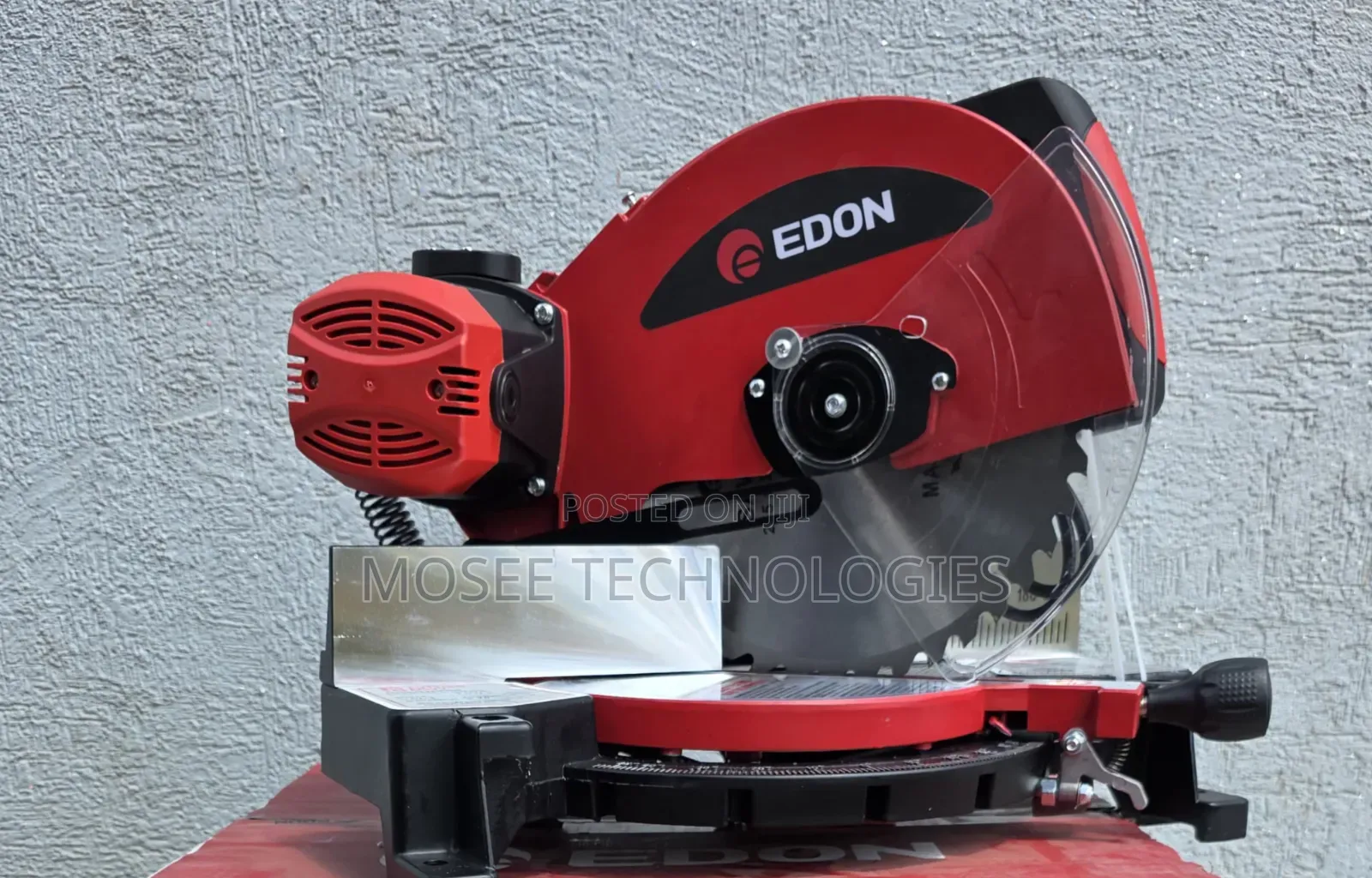 Edon Mitre Saw
1800watts