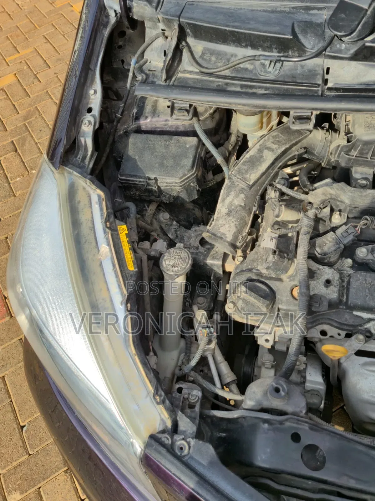 Toyota Vitz 2013 Burgundy
