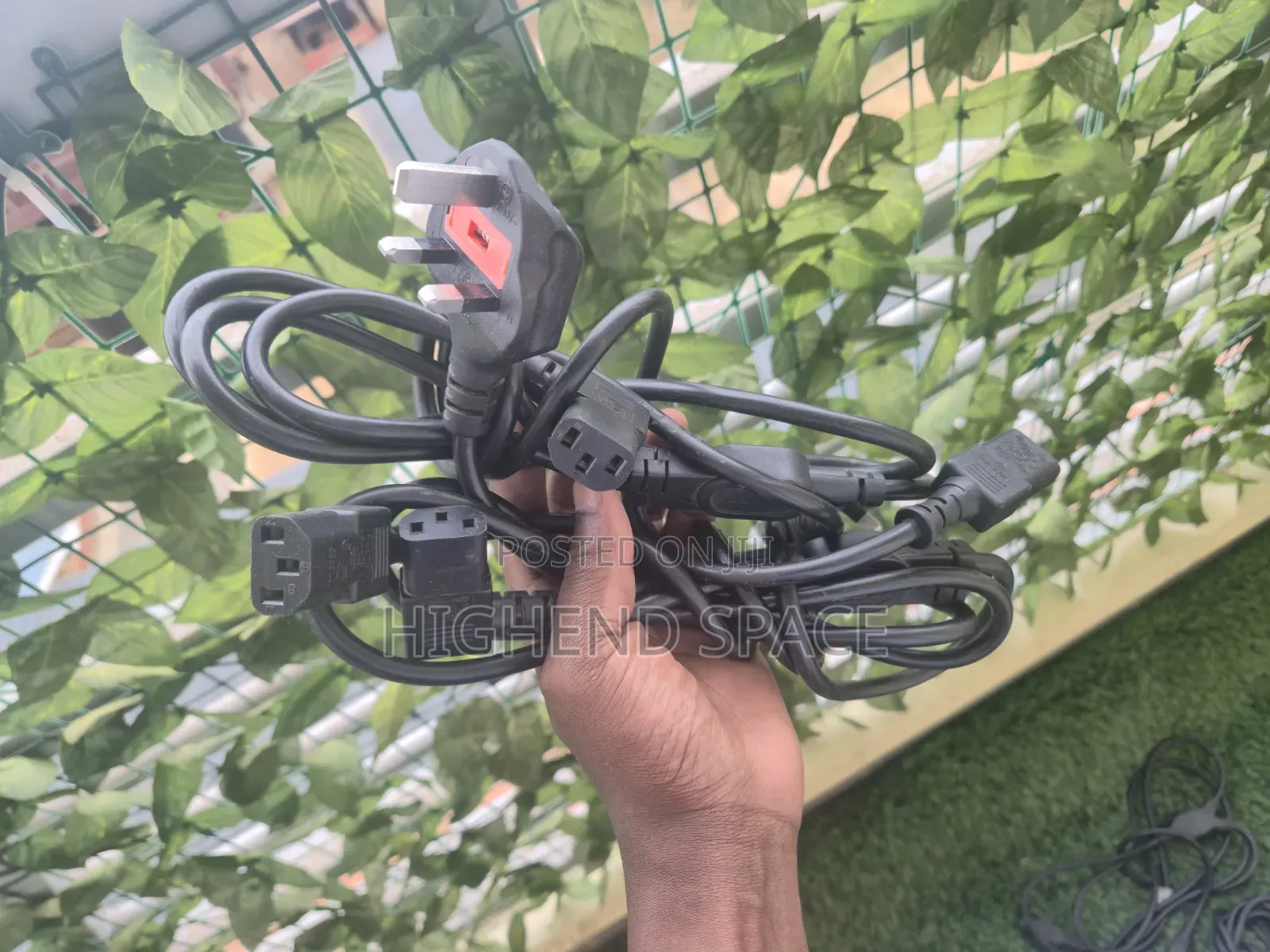 Twin Power Cables