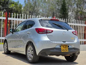 Mazda Demio 2017 Silver