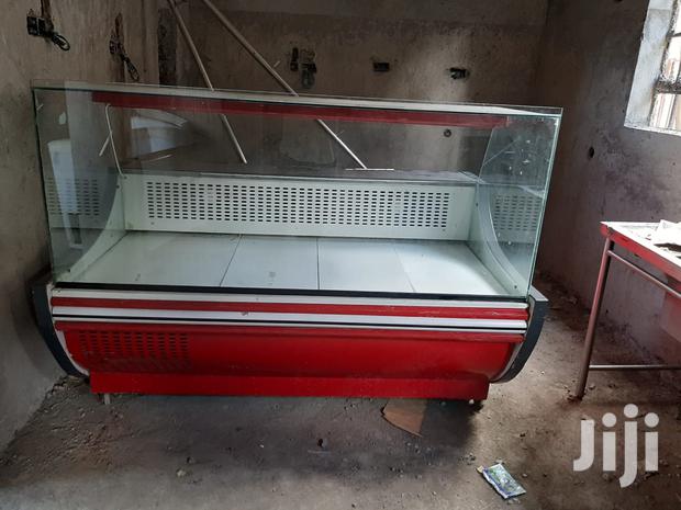 5ft Meat Display Counter - main view