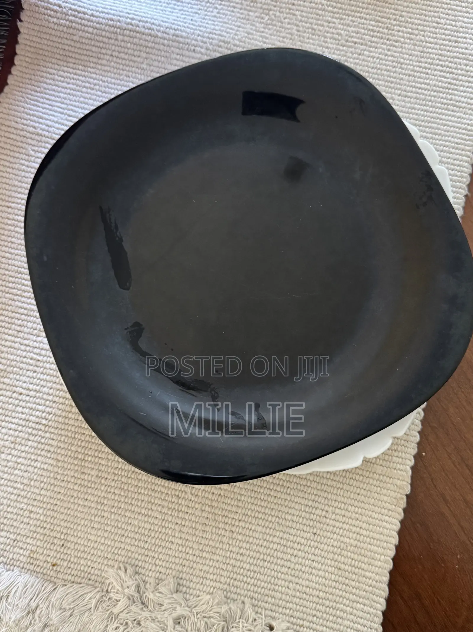 12 Luminarc Plates