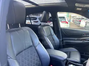 Toyota Harrier 2019 Pearl
