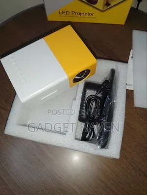 YG300 HD Mini Projector