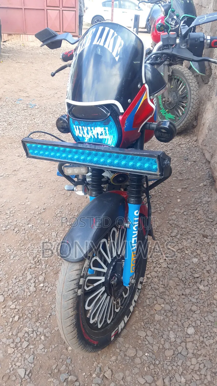 Bajaj Boxer 125 2025 Red