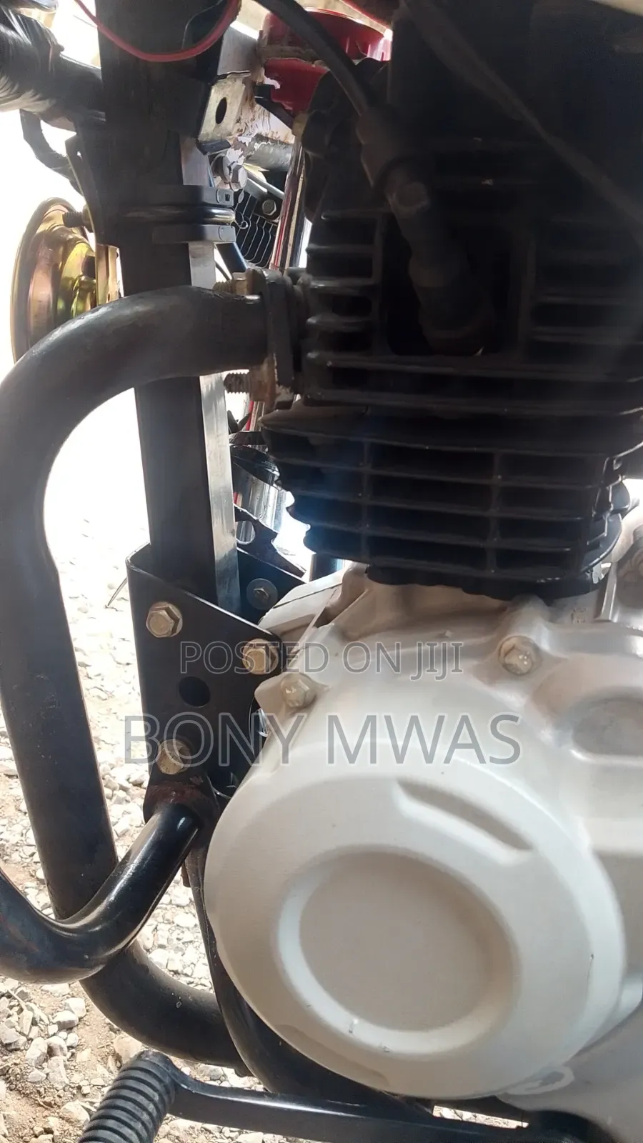 Bajaj Boxer 125 2025 Red