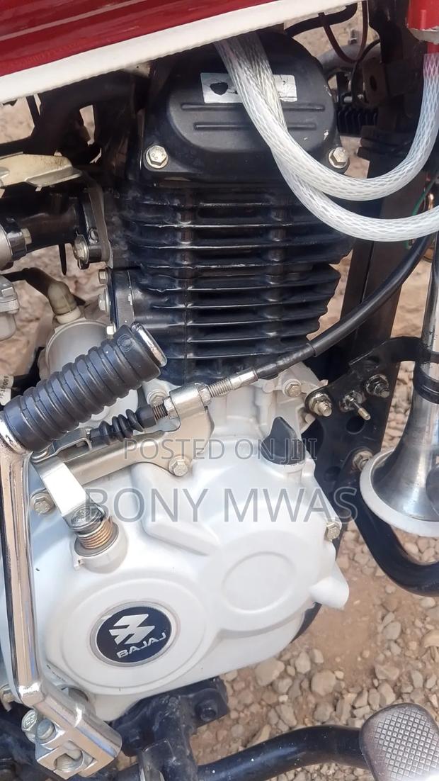 Bajaj Boxer 125 2025 Red - thumbnail 5
