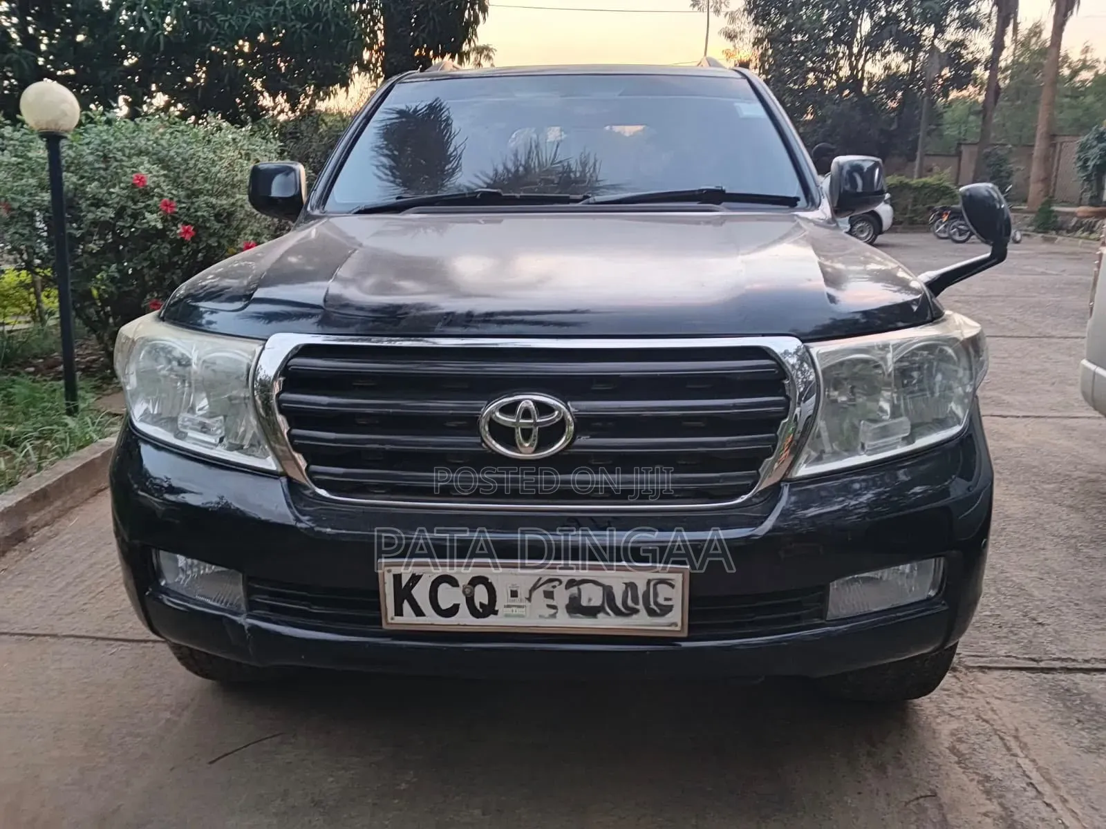 Toyota Land Cruiser 2012 Black