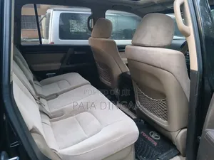 Toyota Land Cruiser 2012 Black