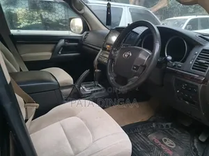 Toyota Land Cruiser 2012 Black