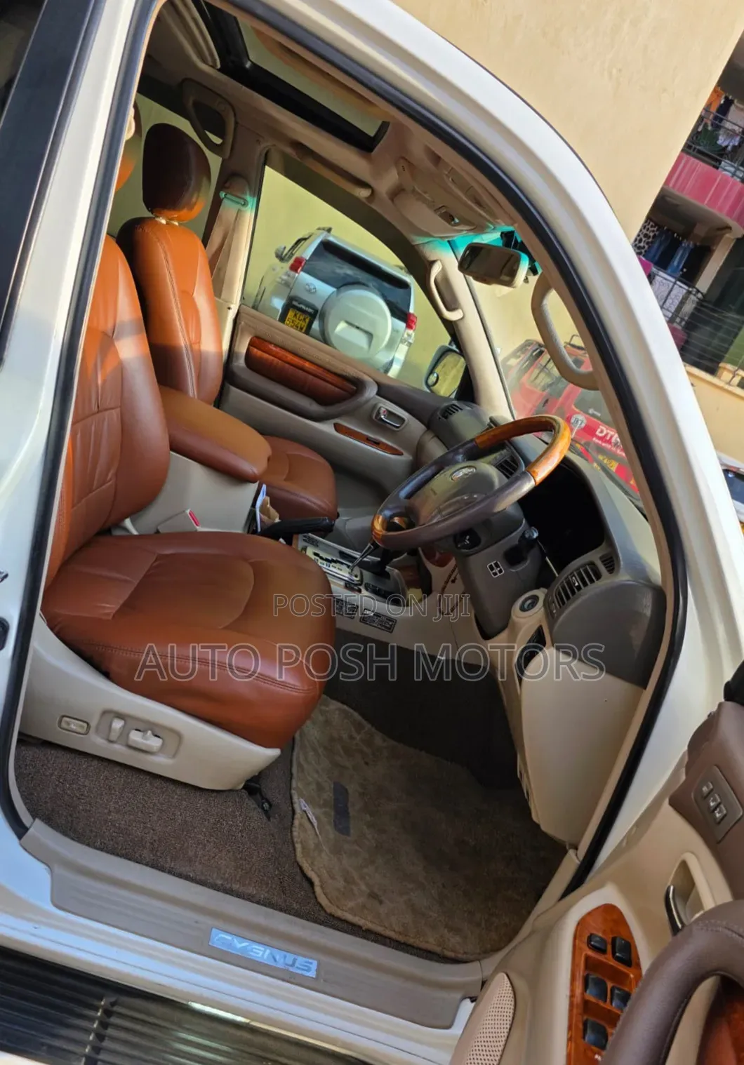 Toyota Land Cruiser 2007 White