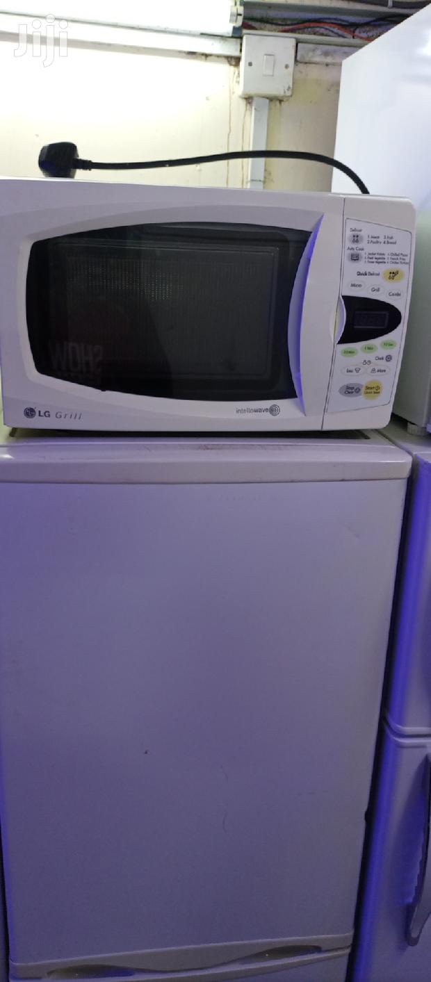 Microwave Oven