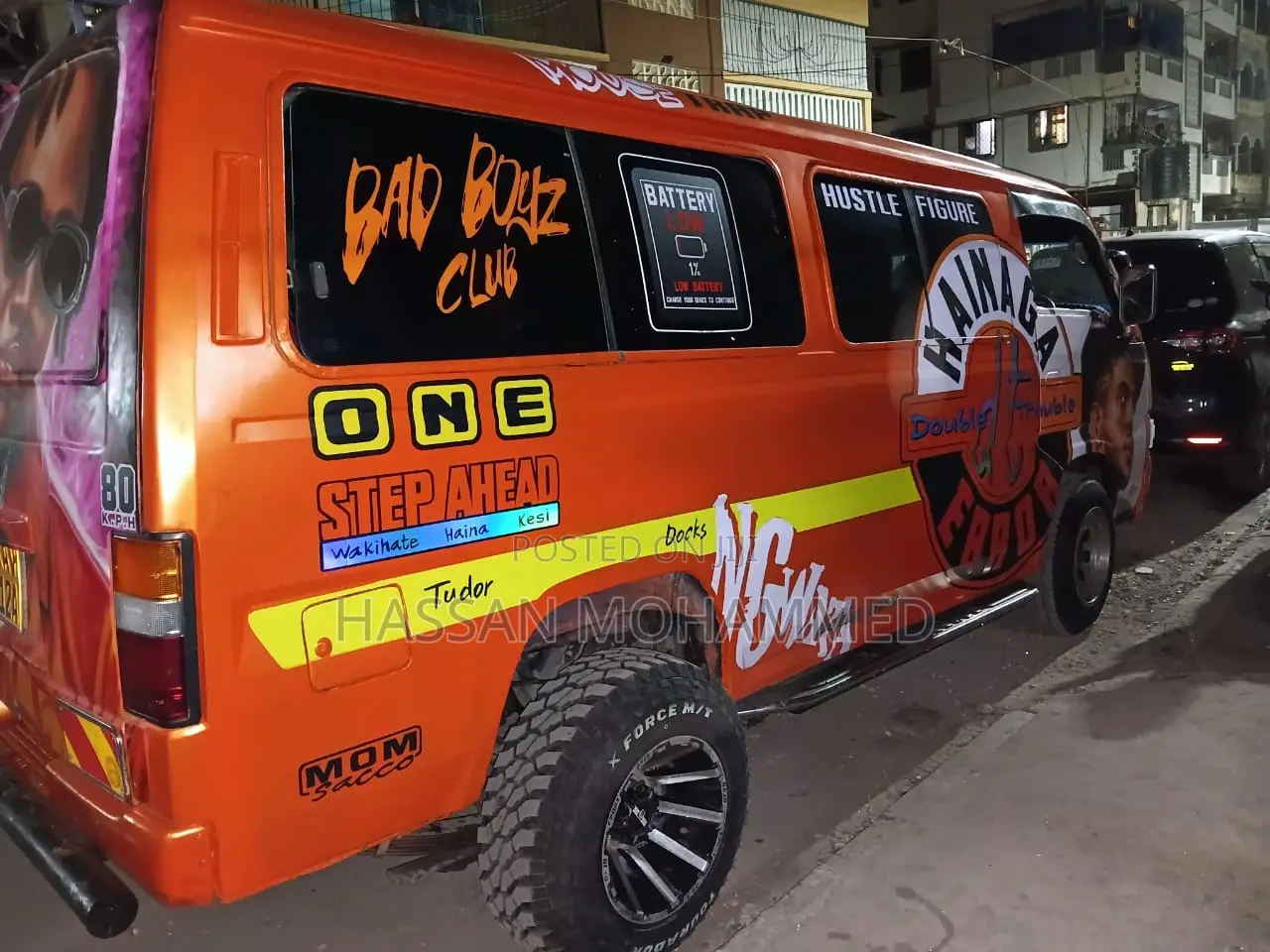 Nissan Caravan (Urvan) 2019 Orange