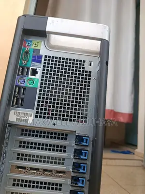 Desktop Computer Dell Precision 7810 8GB Intel Core i7 HDD+SSD 1T