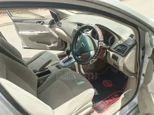 Nissan Sylphy 2013 Silver