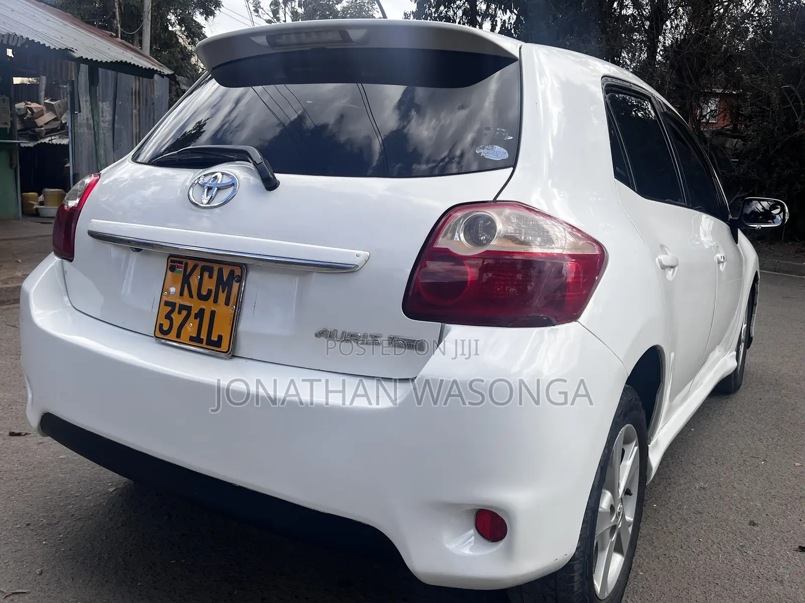 Toyota Auris 2010 White