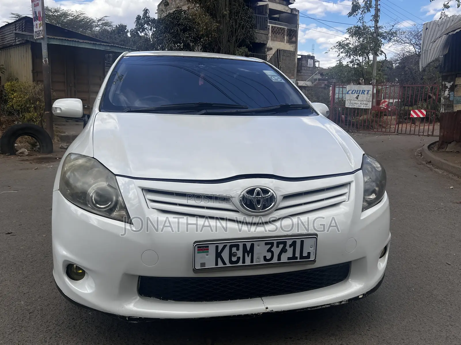 Toyota Auris 2010 White