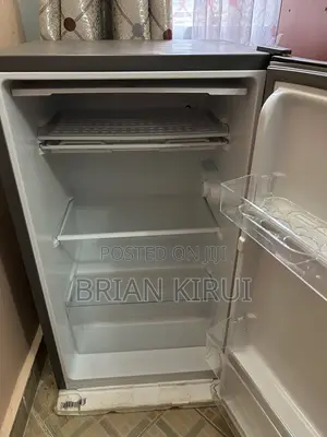 Hisense 92L Fridge | REF092DR