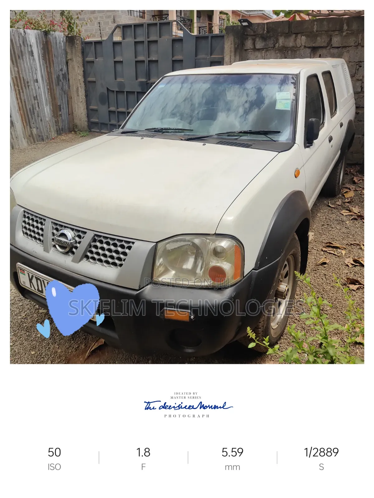 Nissan DoubleCab 2008 White