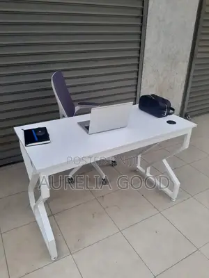 All White Metallic Stand Office Desk