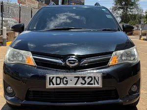 Toyota Corolla Fielder 1.5 Petrol FWD 2014