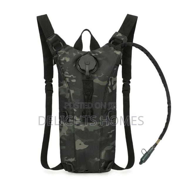 Tactical Hydration Backpack With Water Bladder-Rem - thumbnail 2