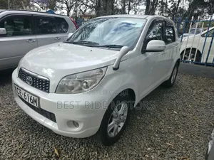 Toyota Rush 2009 White