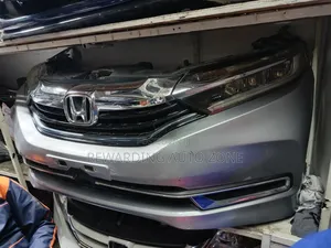 Honda Fit Shuttle 2018 Nosecut Available.