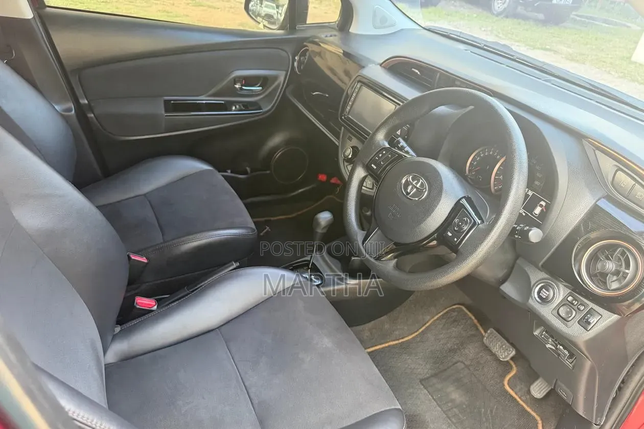 Toyota Vitz 2019 Red