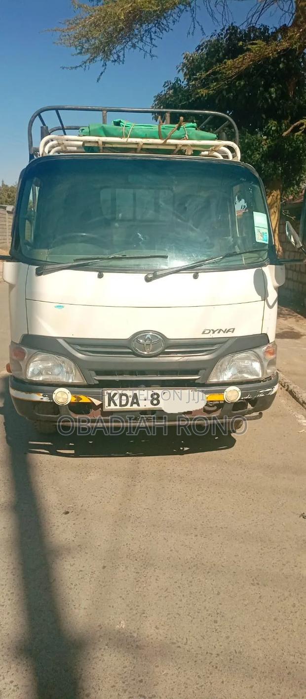 Toyota Dyna KDA.
