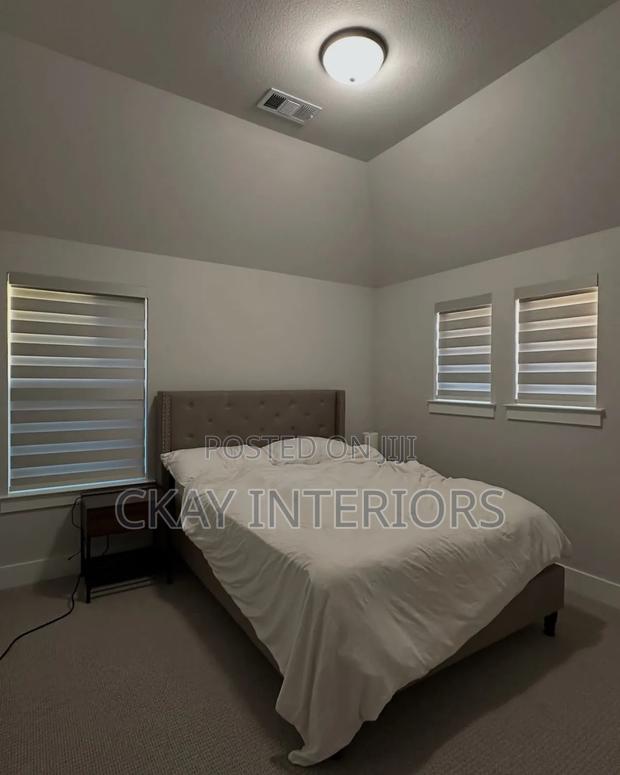 Control the Light, Elevate the Look With Cute Horizontal Blinds - main view