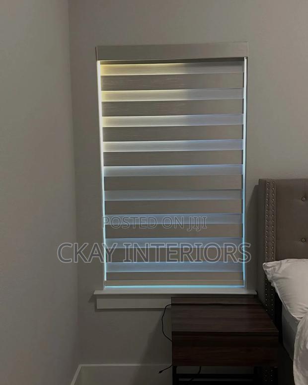 Control the Light, Elevate the Look With Cute Horizontal Blinds - thumbnail 2