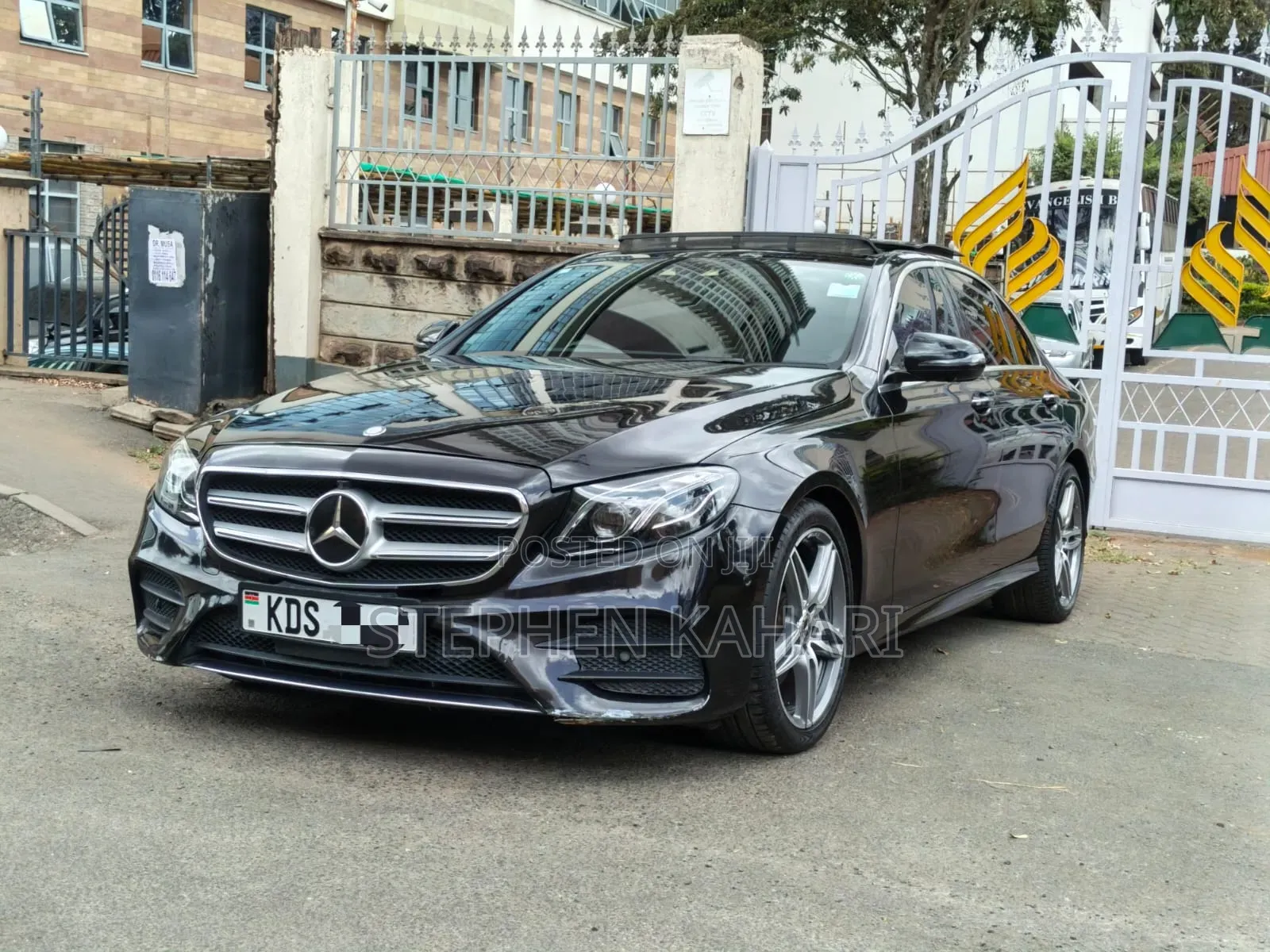 Mercedes-Benz E200 2017 Black