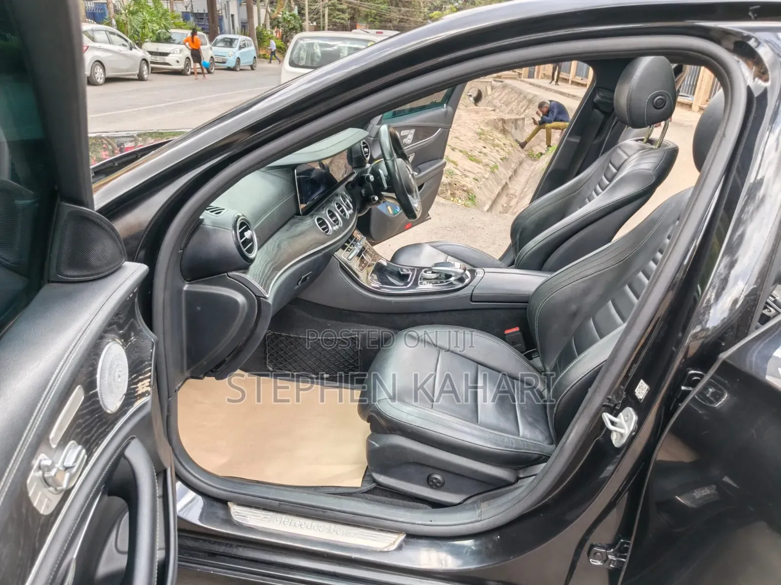 Mercedes-Benz E200 2017 Black