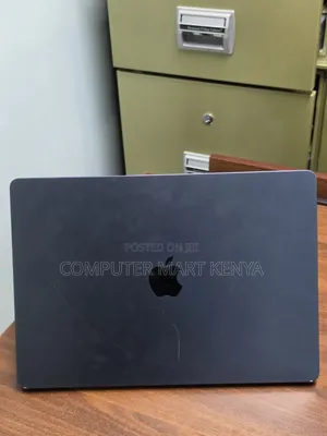 Laptop Apple MacBook Air 2024 M3 8GB Apple M3 SSD 256GB