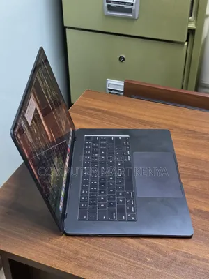 Laptop Apple MacBook Air 2024 M3 8GB Apple M3 SSD 256GB