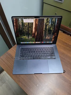 Laptop Apple MacBook Air 2024 M3 8GB Apple M3 SSD 256GB