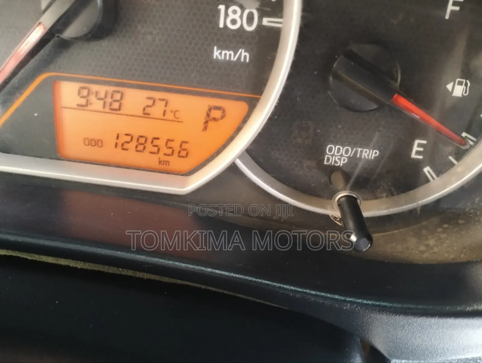 Toyota Ractis 2016 Silver