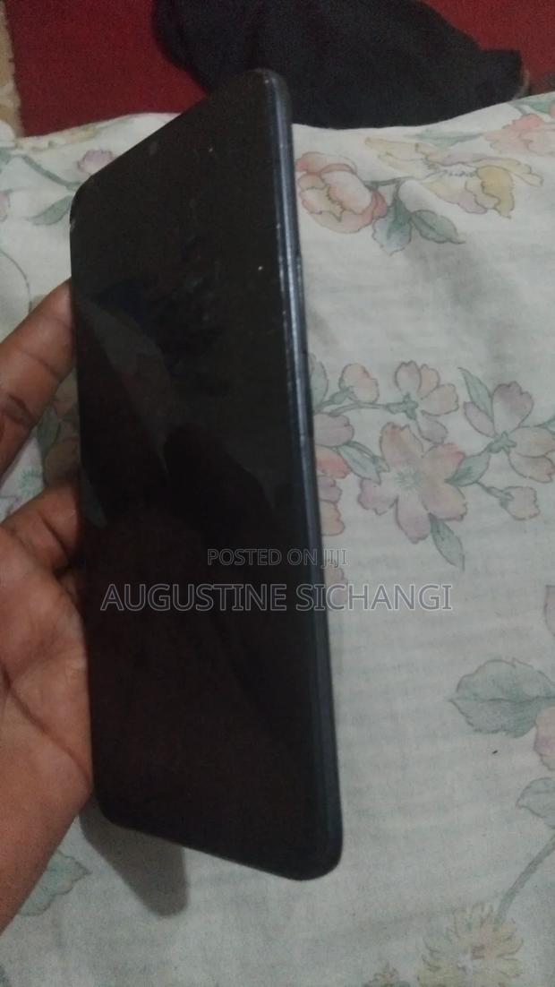 Infinix Hot 12i 64 GB Silver - thumbnail 2