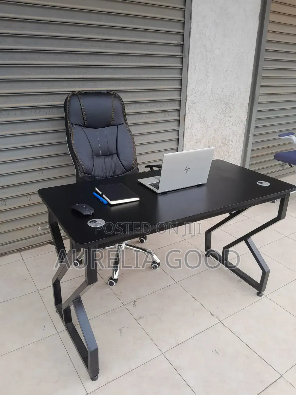 Executive Office Chair and Study Desk